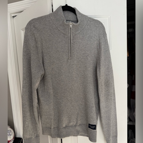 Men’s Abercrombie Cotton Cashmere Quarter Zip - Picture 1 of 3